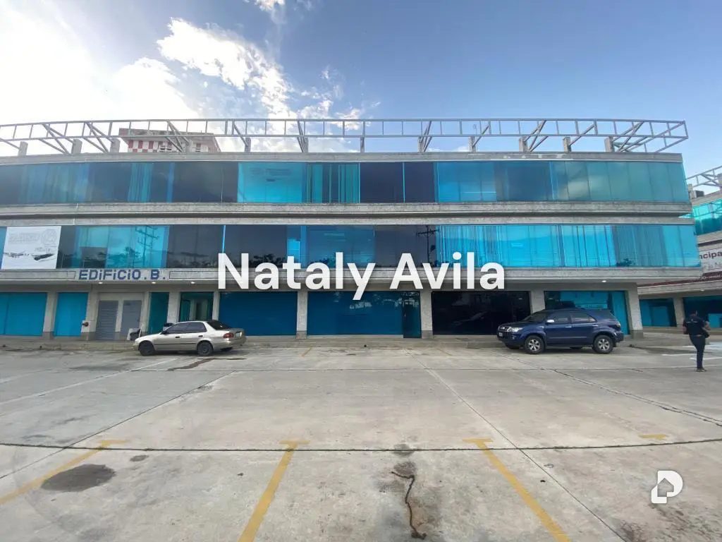 Local comercial en Zona Industrial, Valencia – 2