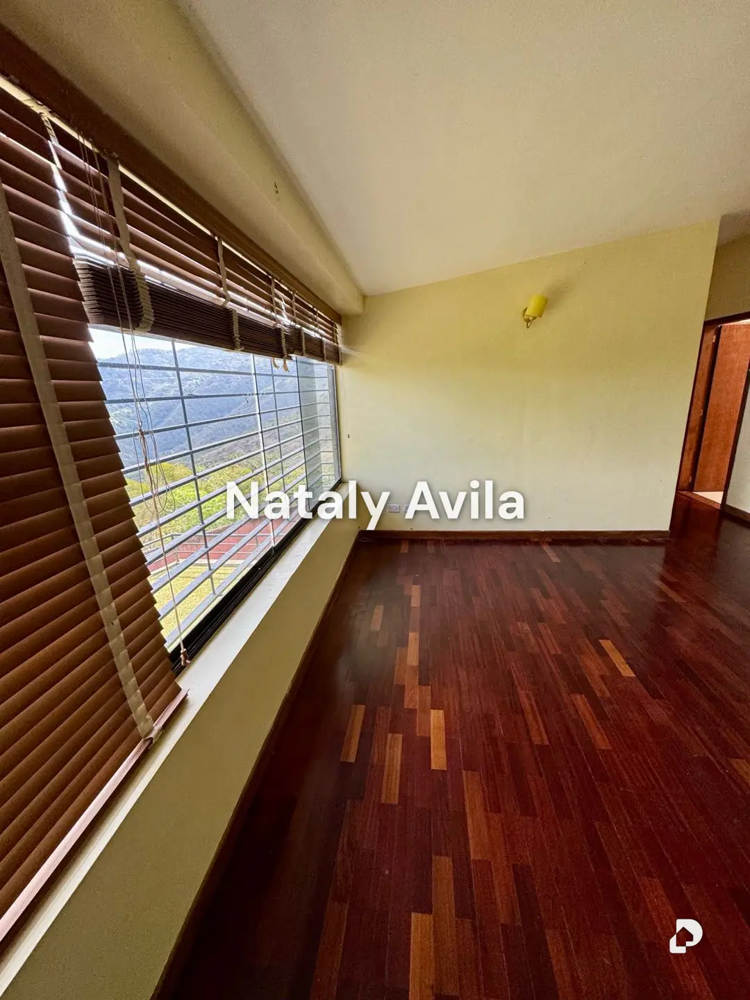 Casa en Monte Elena, Caracas – 16