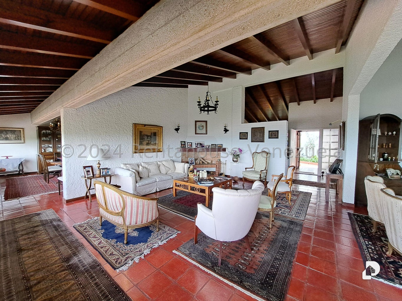 Casa en Alto Hatillo, Caracas – 11