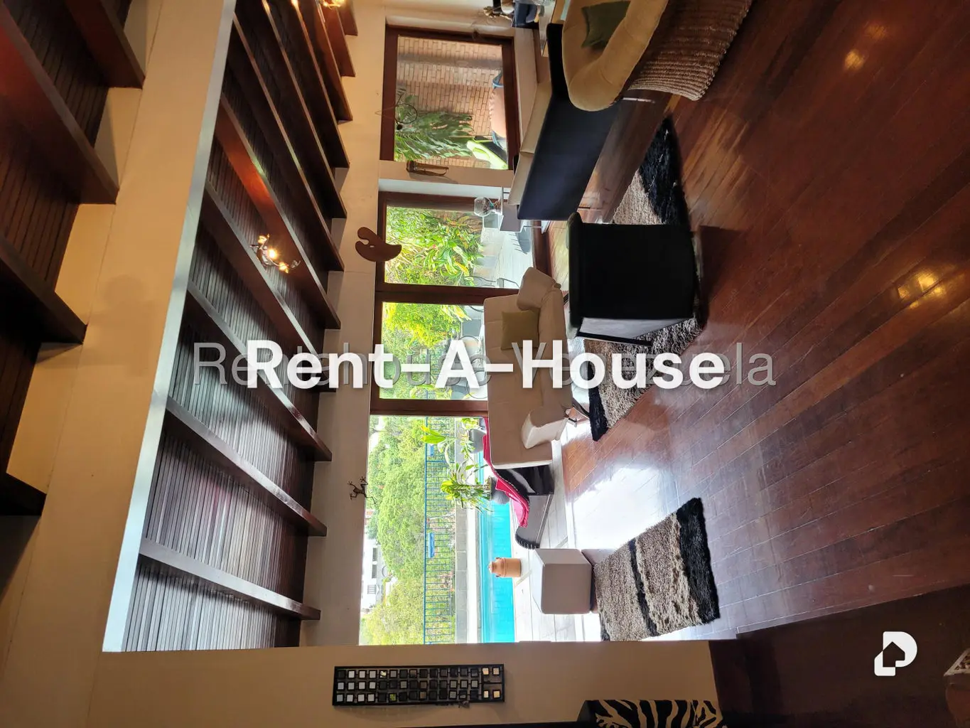 Casa en Prados del Este, Caracas – 29