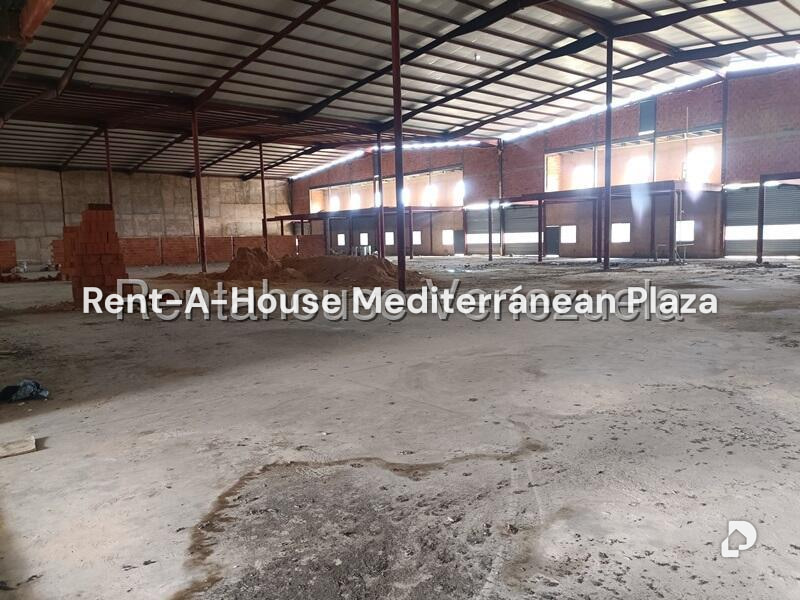 Local comercial en Zona Industrial El Recreo, Valencia – 13