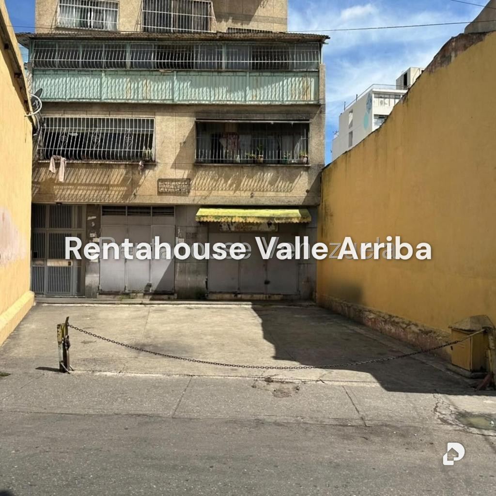 Local comercial en San Martín, Caracas – 2