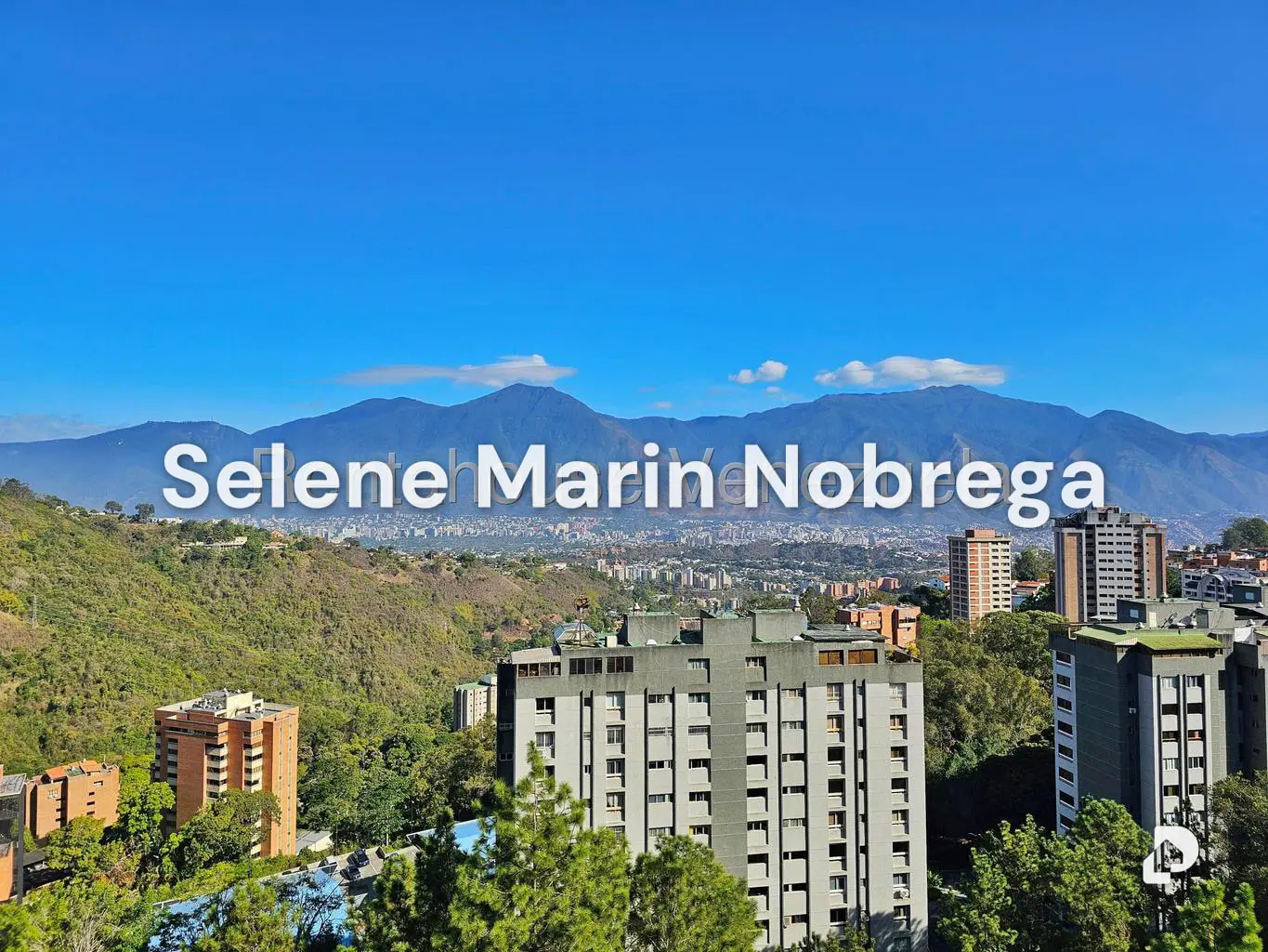 Casa en Los Naranjos (del Cafetal), Caracas – 30