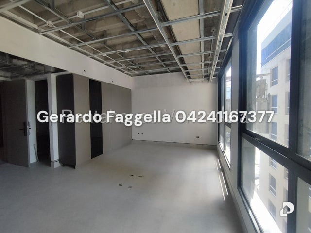 Apartamento en Las Mercedes, Caracas – 4