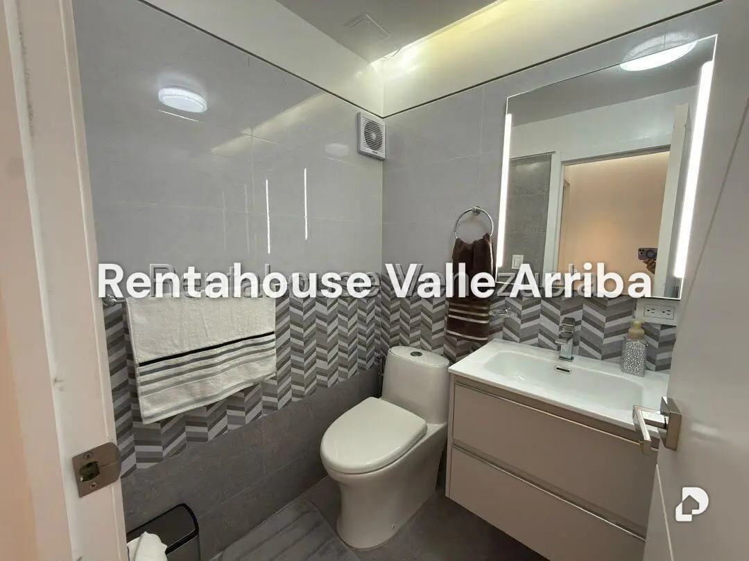 Apartment in Santa Fe Norte, Caracas – 14