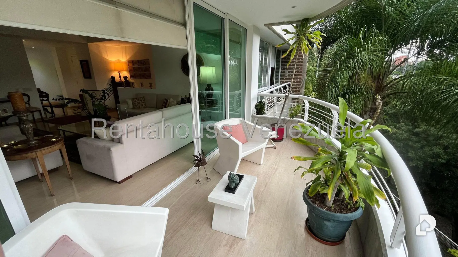 Apartamento en Los Chorros, Caracas – 14