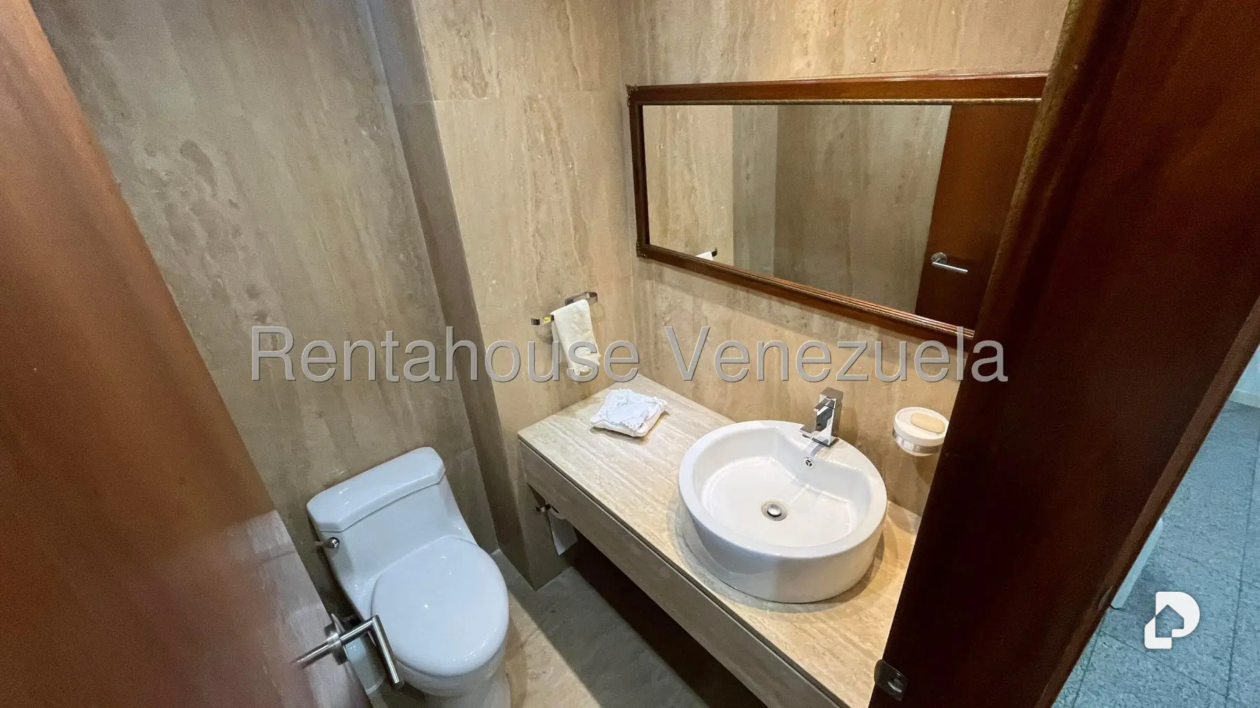 Apartamento en Los Chorros, Caracas – 12