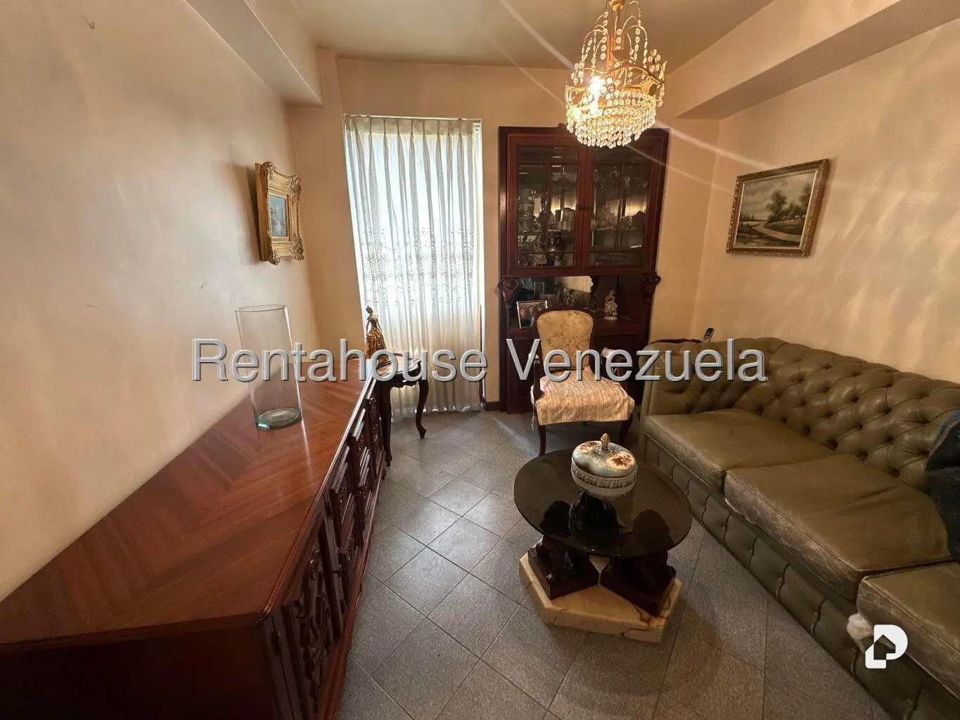 Apartamento en El Paraíso, Caracas – 8
