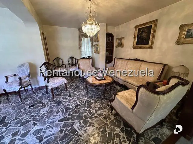 Apartamento en El Paraíso, Caracas – 11