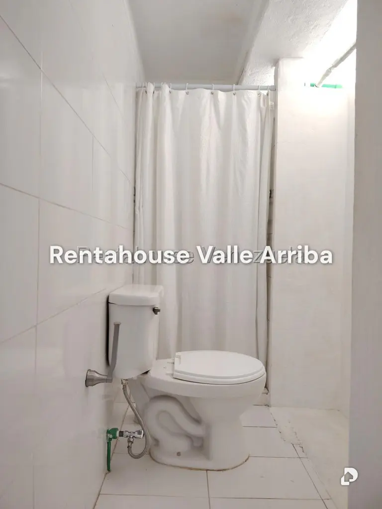 Anexo en Prados del Este, Caracas – 9