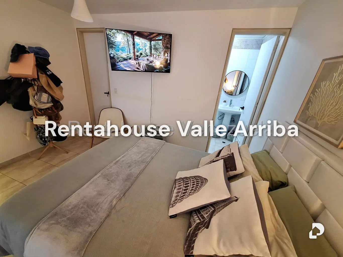 Casa en Villa Nueva Hatillo, Caracas – 23