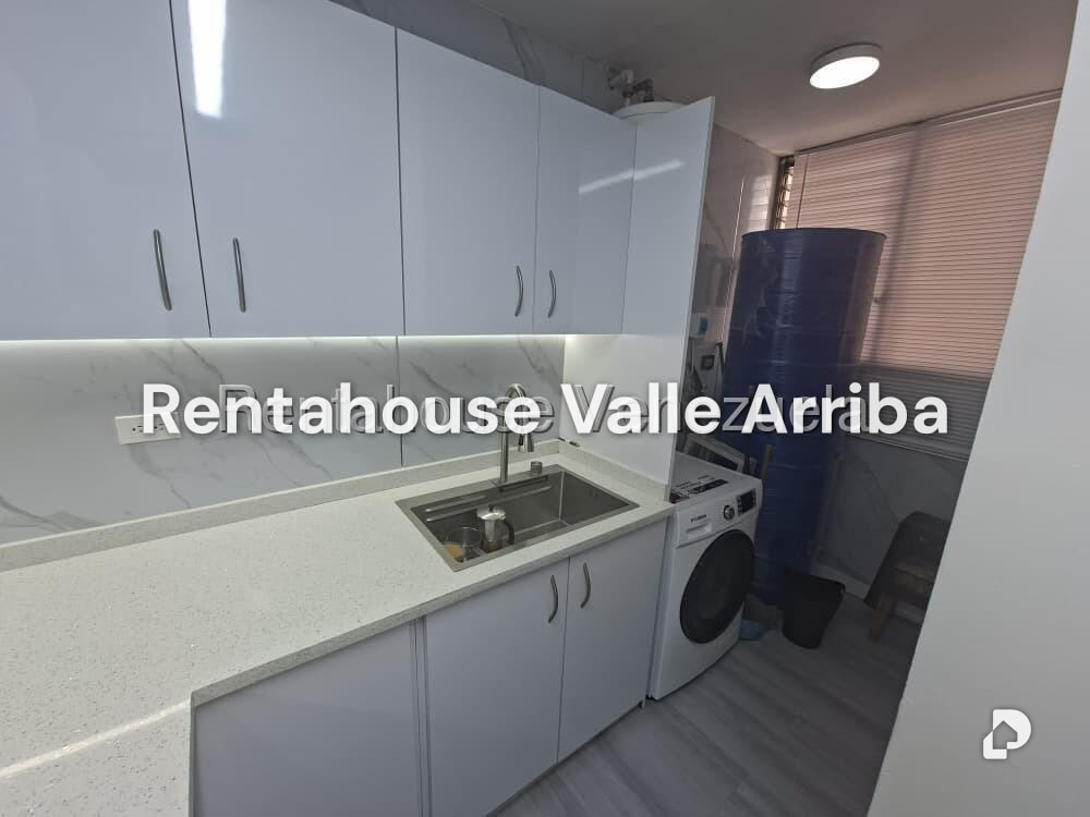 Apartment in Terrazas del Ávila, Caracas – 9