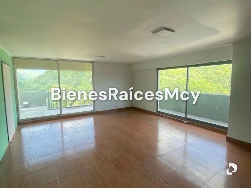 Oficina en Av 19 de Abril, Maracay – 3