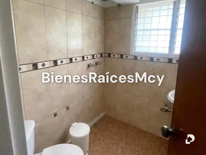 Oficina en Av 19 de Abril, Maracay – 18
