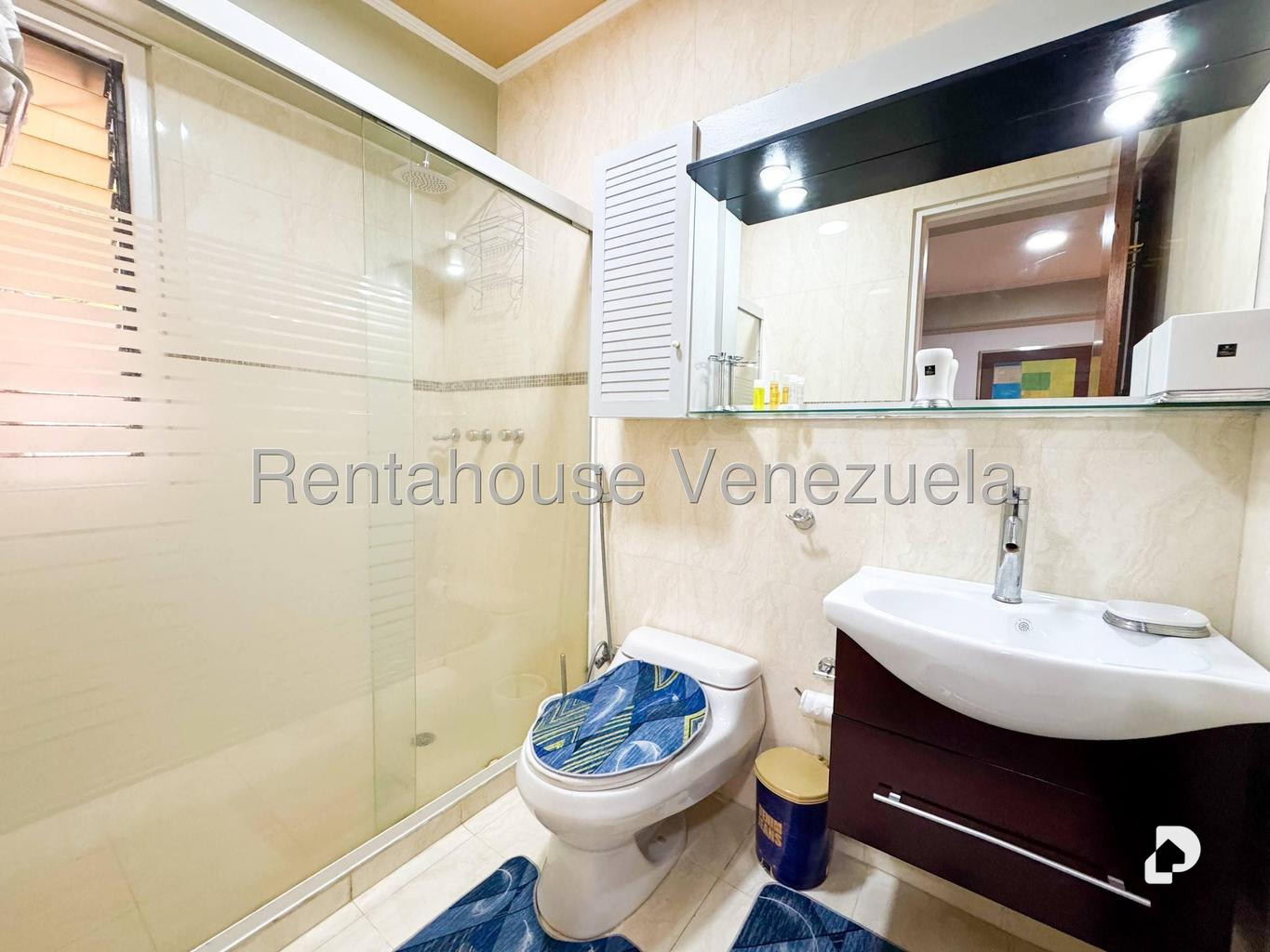 Apartamento en El Rosal, Caracas – 26