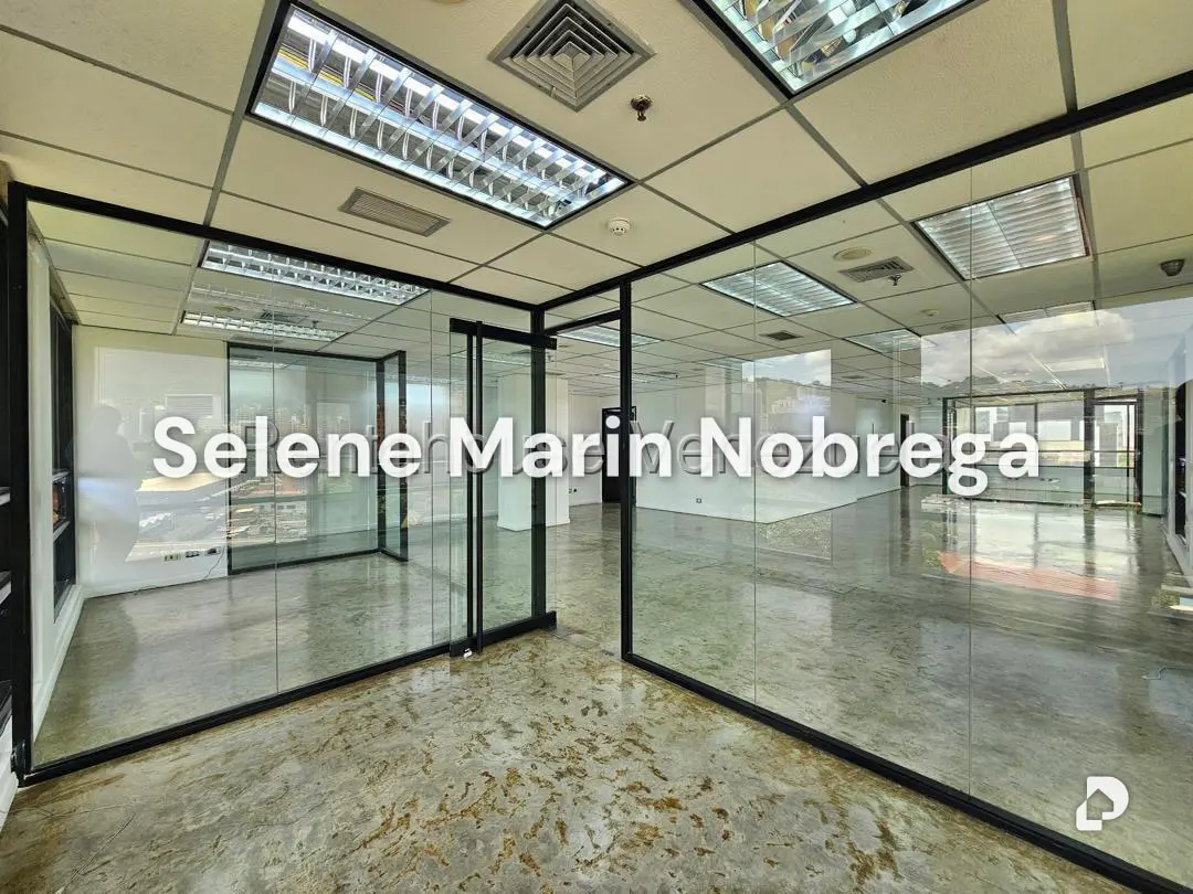 Office in Las Mercedes, Caracas – 8