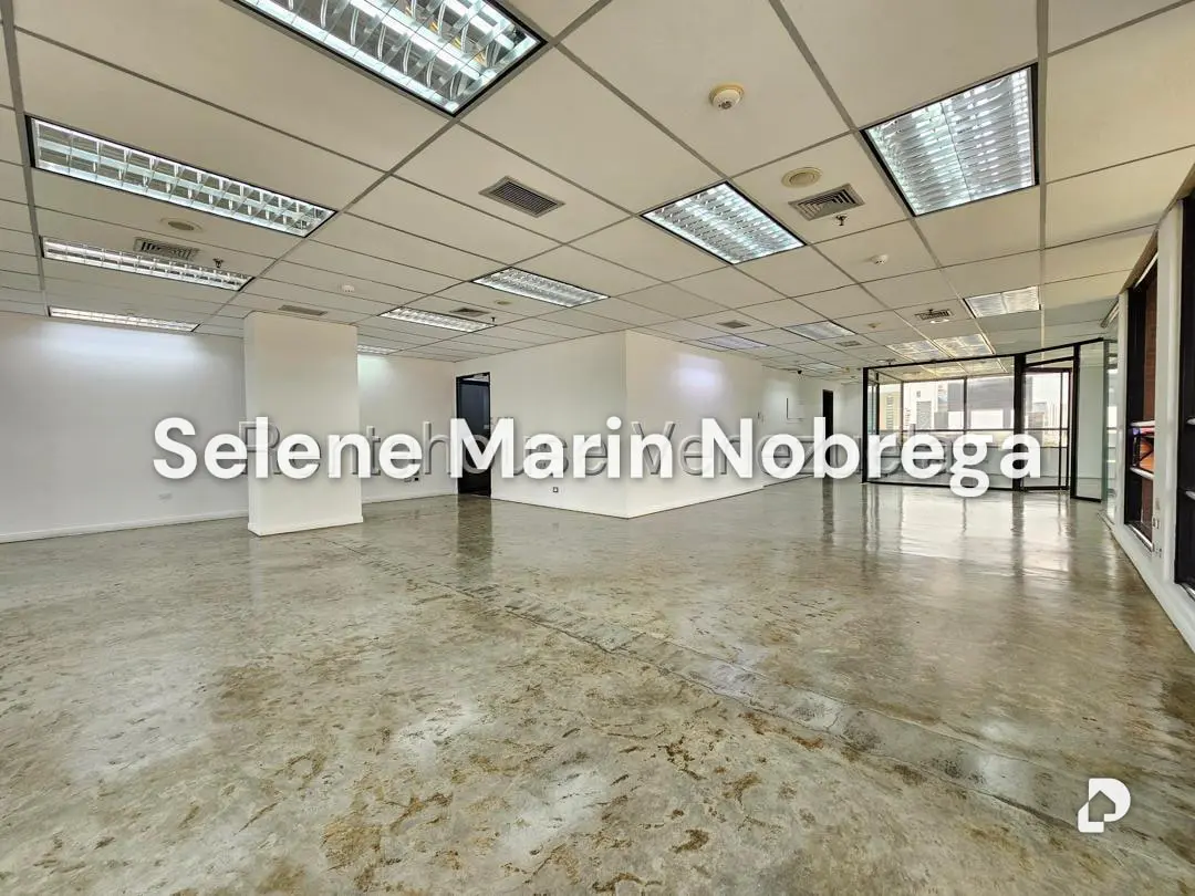 Office in Las Mercedes, Caracas – 10