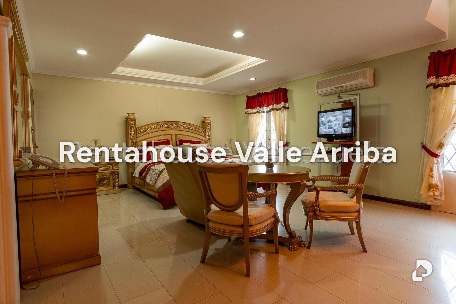 Casa en Alto Prado, Caracas – 17
