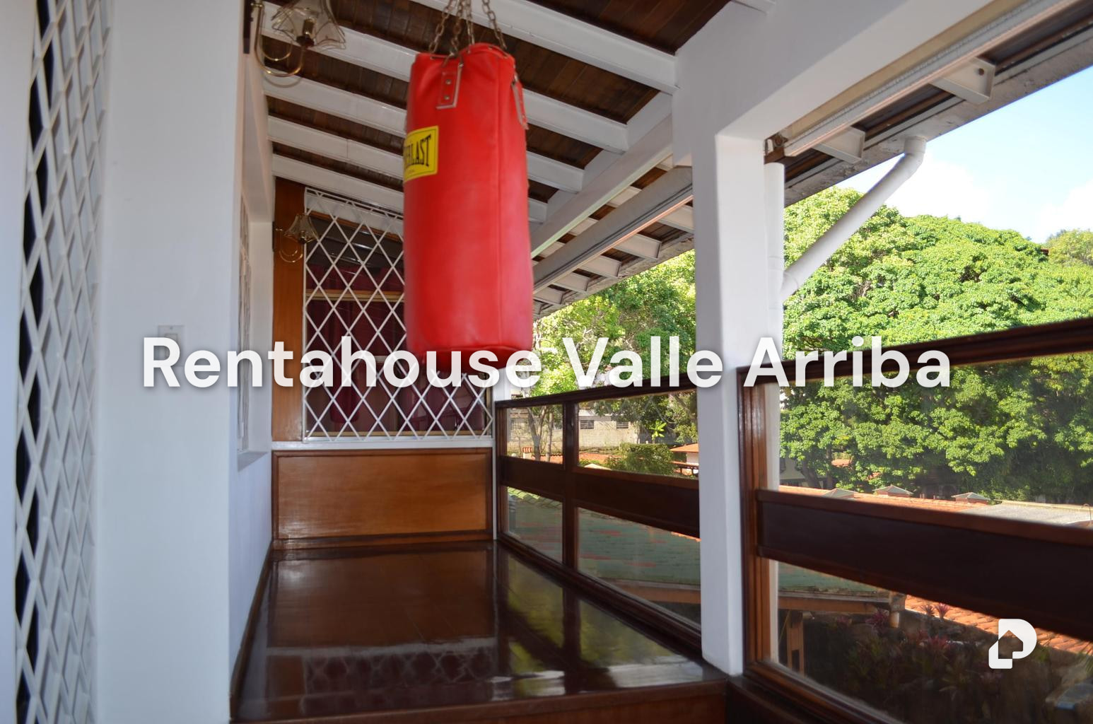Casa en Alto Prado, Caracas – 25