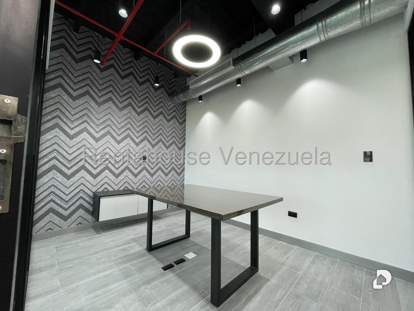 Oficina en Las Mercedes, Caracas