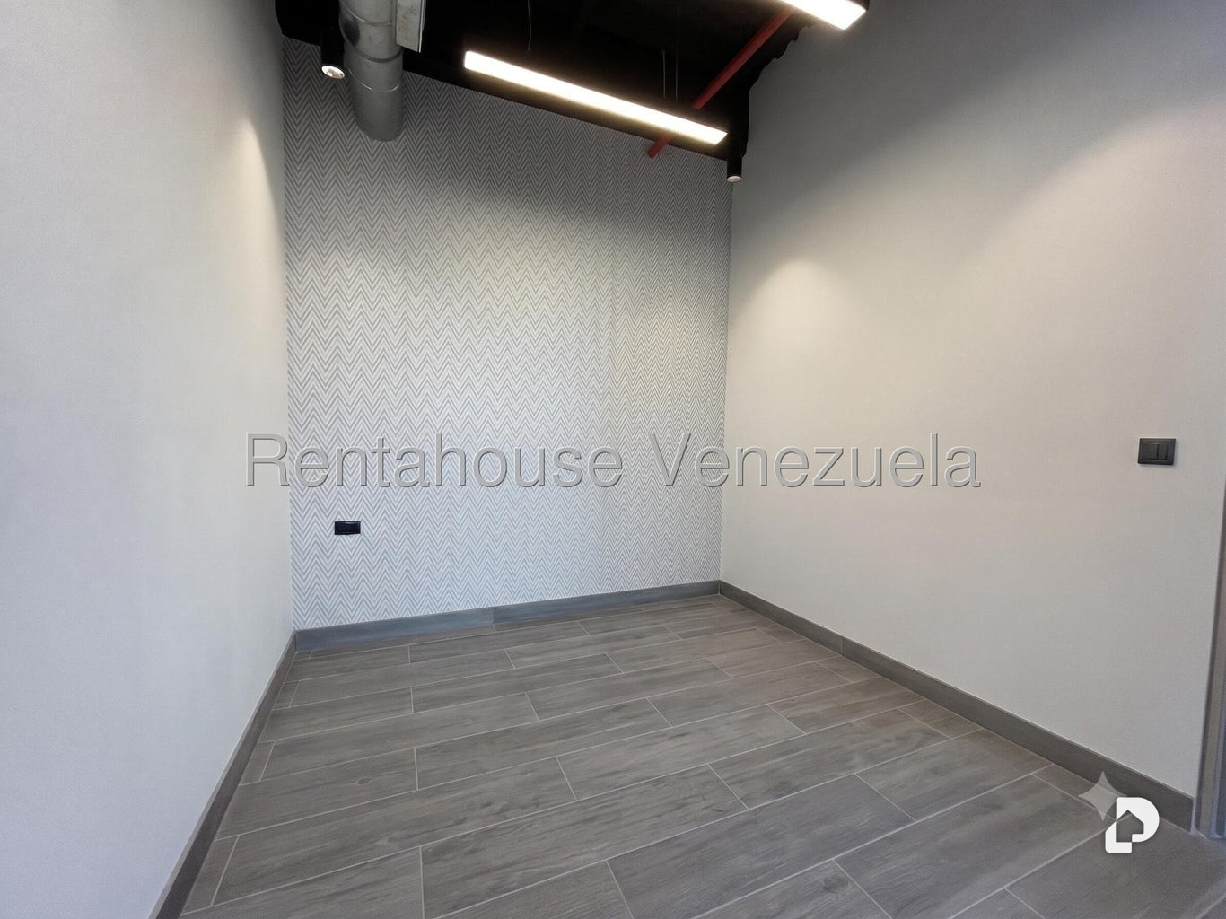 Oficina en Las Mercedes, Caracas