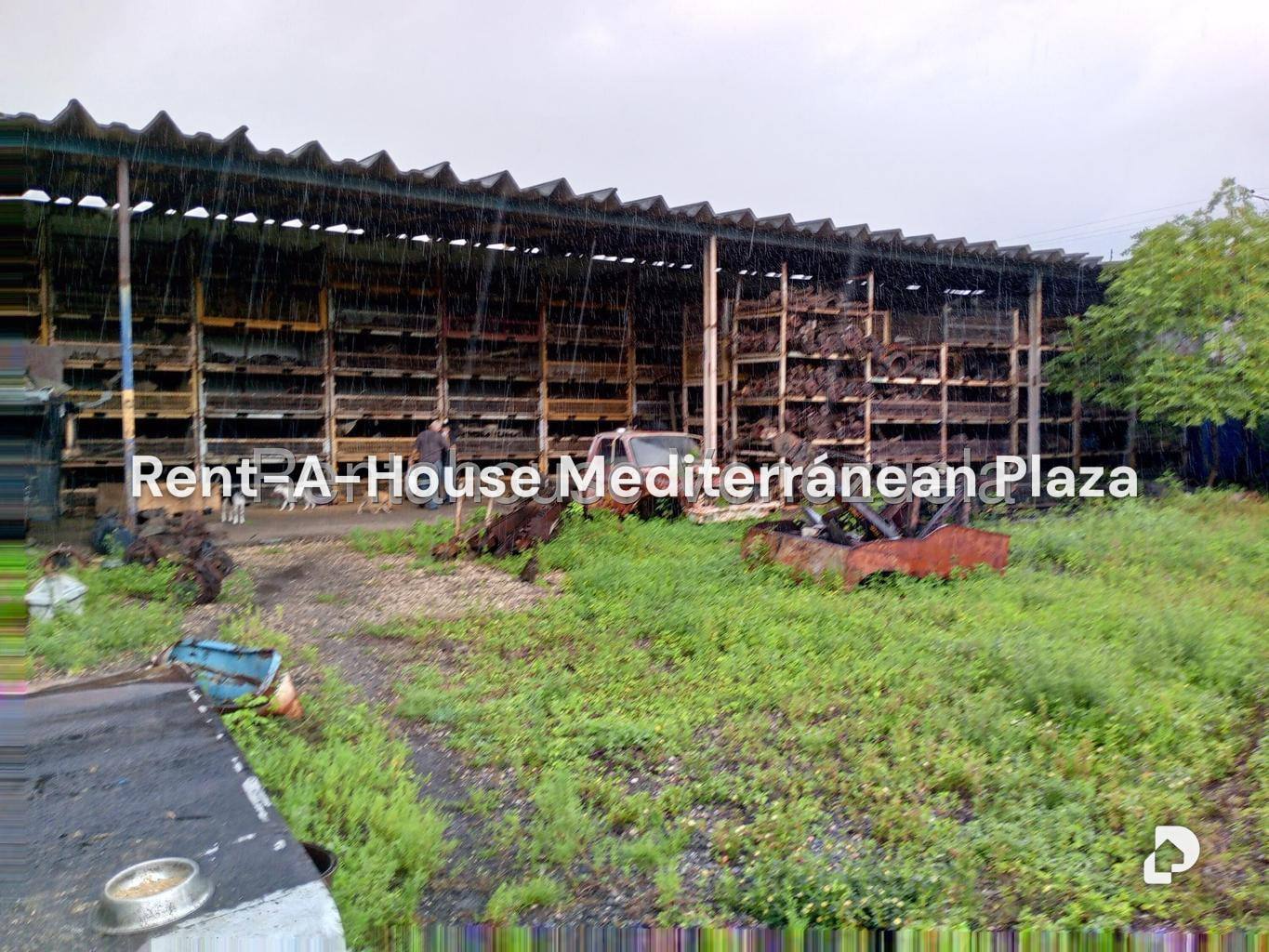 Local comercial en Lizandro Alvarado, Valencia – 18