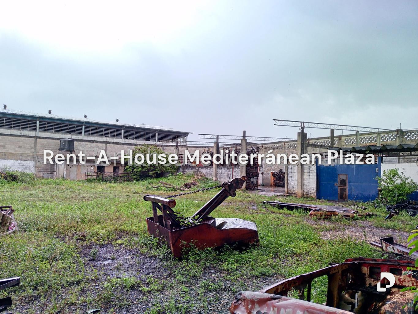 Local comercial en Lizandro Alvarado, Valencia – 11