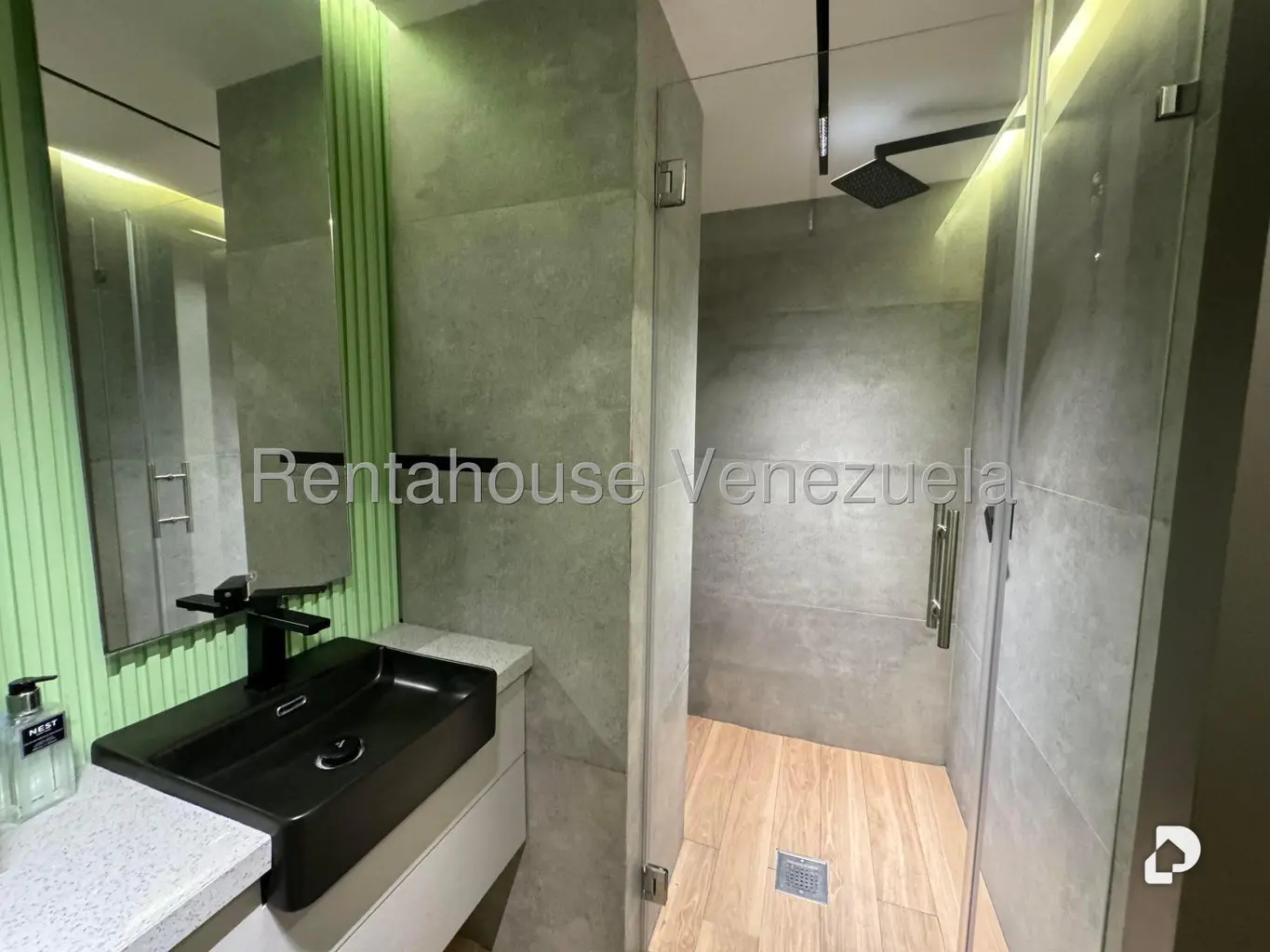 Apartamento en Campo Alegre, Caracas – 19