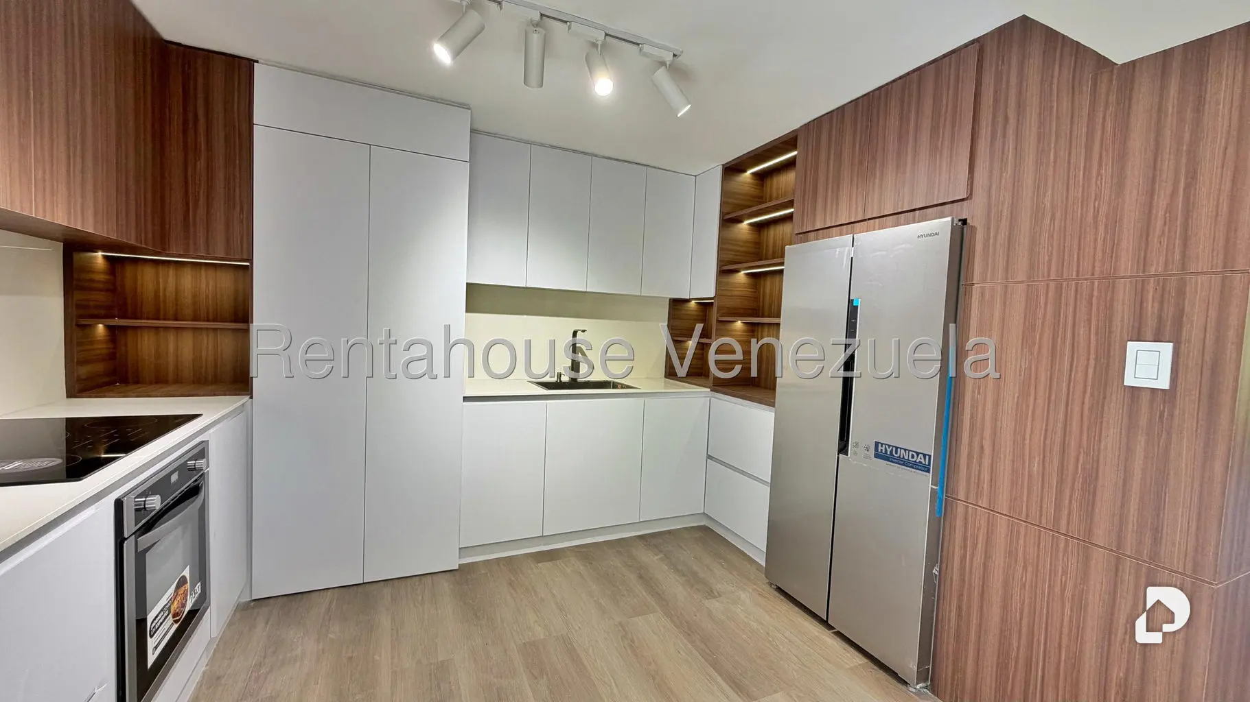 Apartamento en Cerro Verde, Caracas – 10