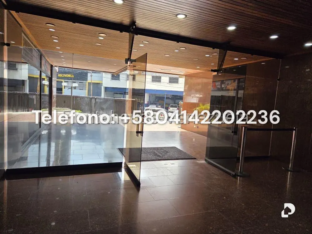 Oficina en Los Dos Caminos, Caracas – 28