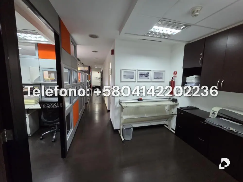 Oficina en Los Dos Caminos, Caracas – 12