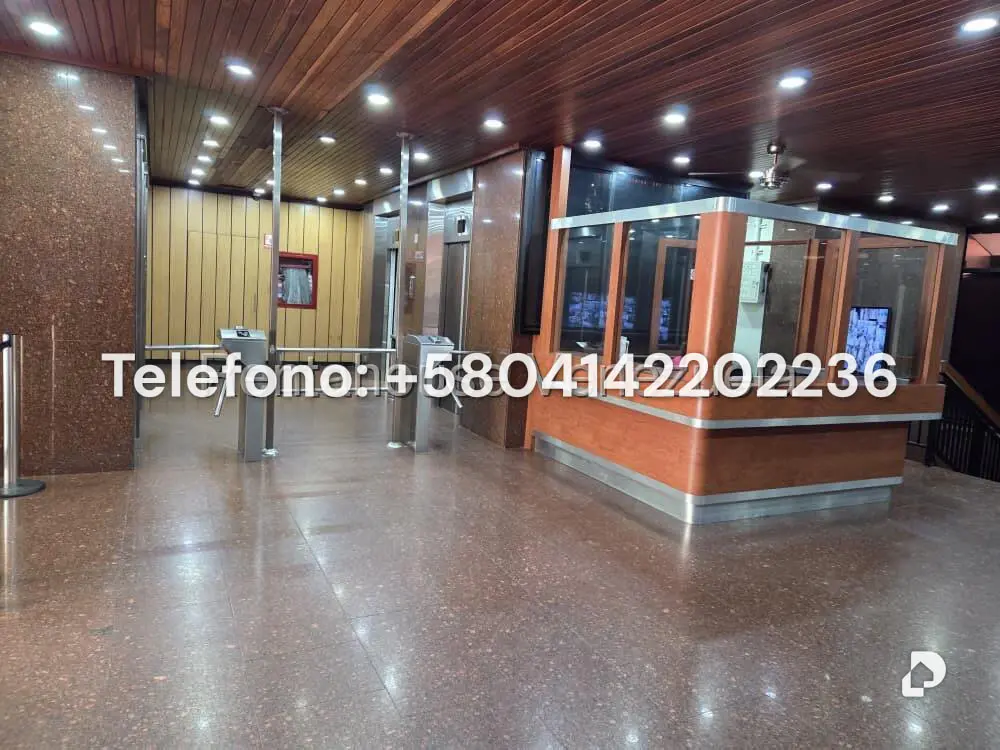 Oficina en Los Dos Caminos, Caracas – 27