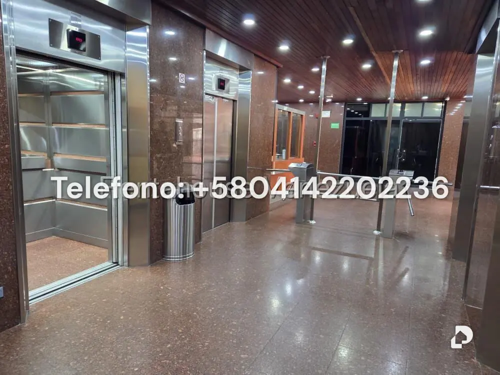 Oficina en Los Dos Caminos, Caracas – 26