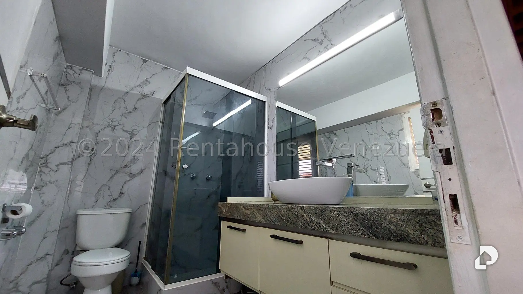 Apartamento en La Florida, Caracas – 29
