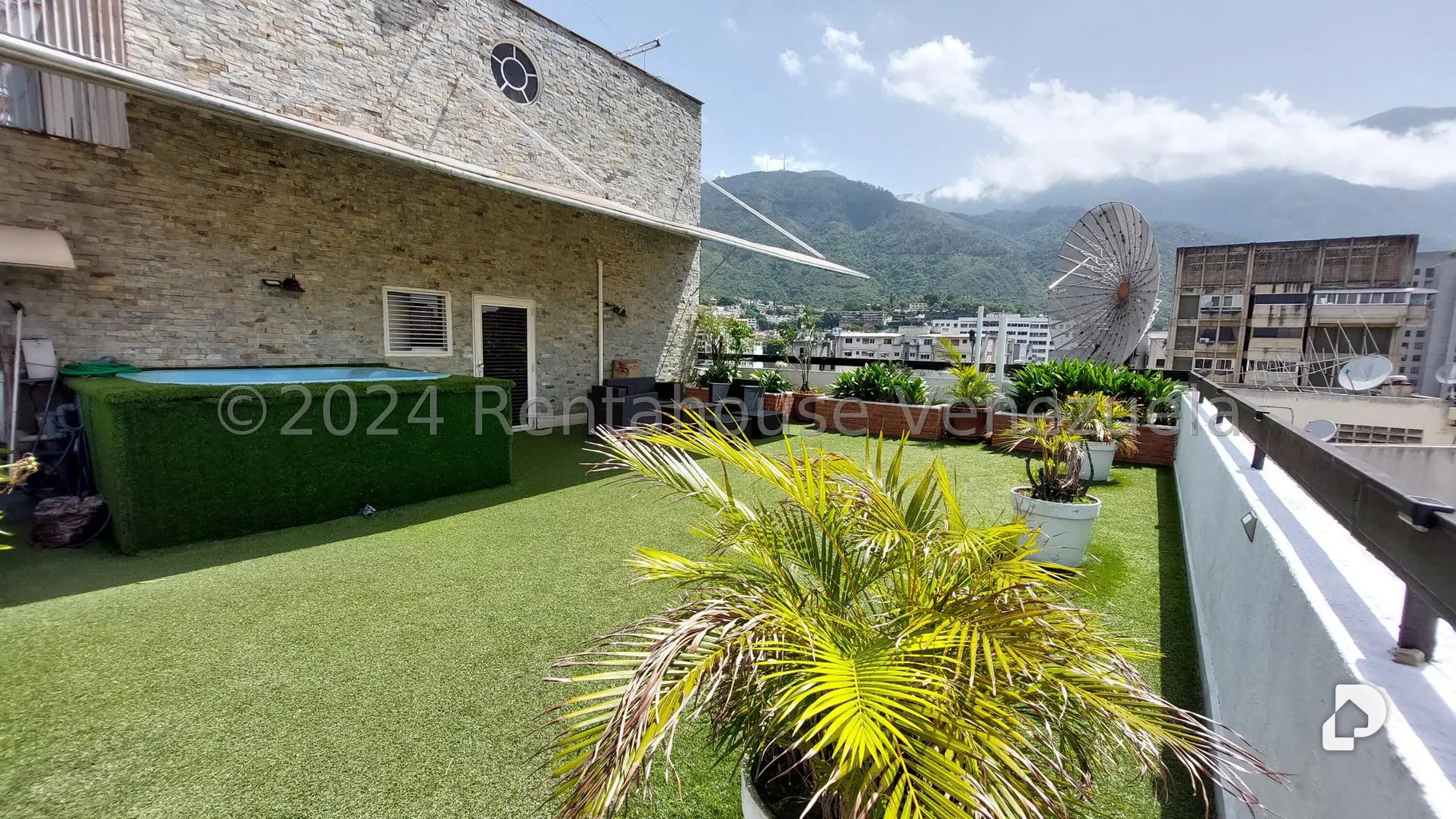Apartamento en La Florida, Caracas – 23