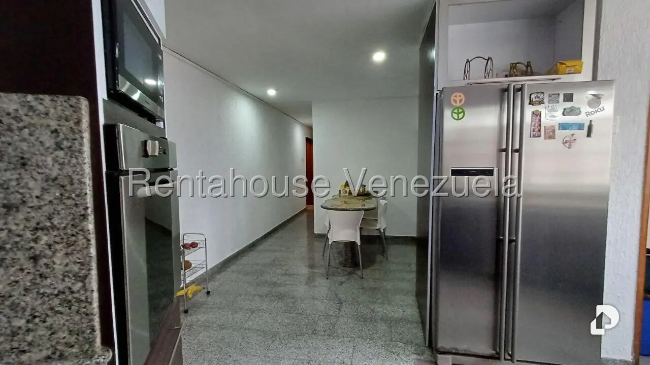 Casa en Prados del Este, Caracas – 12