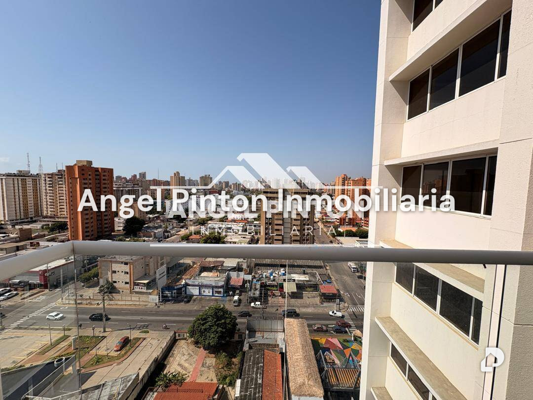 Apartamento en Avenida Cecilio Acosta, Maracaibo – 1