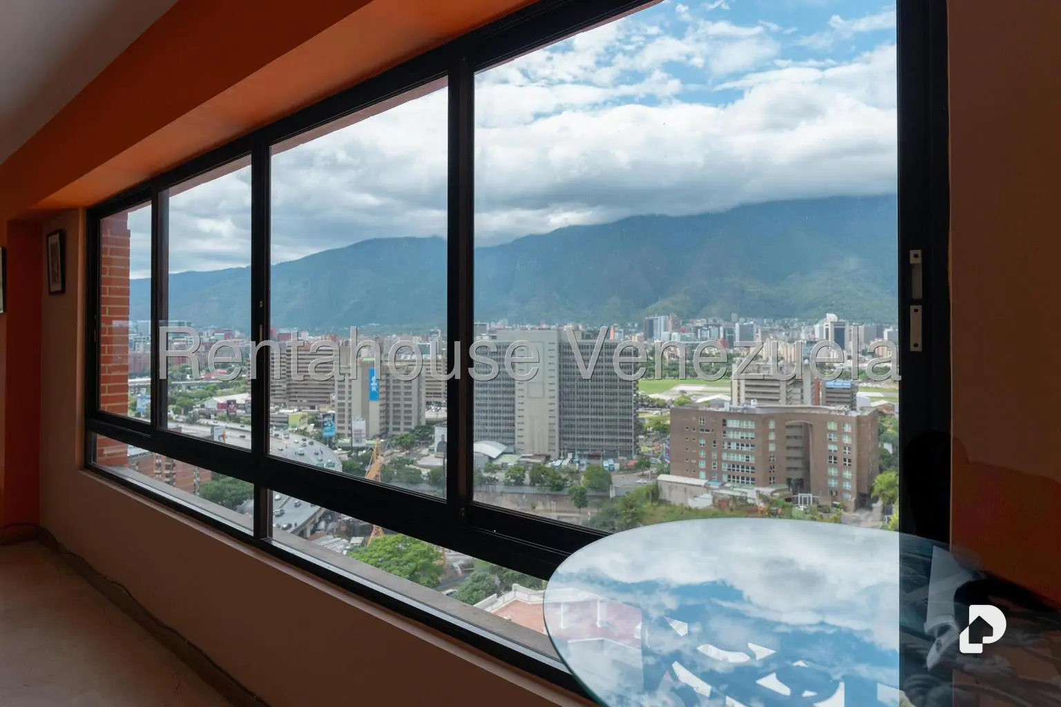 Apartamento en Lomas de Las Mercedes, Caracas – 14