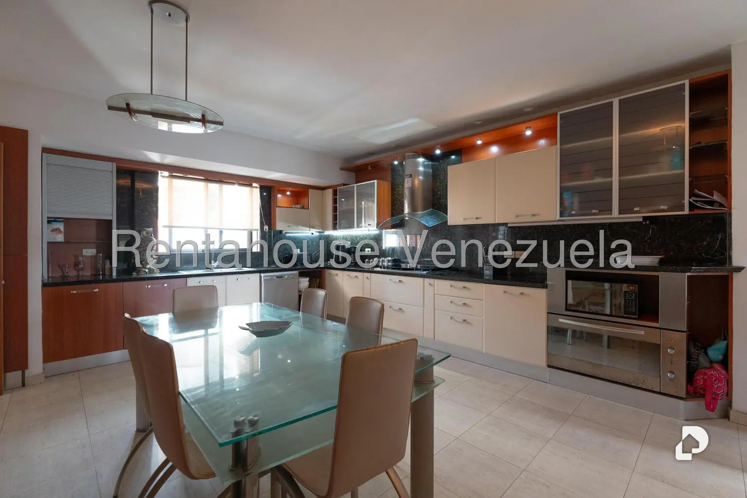 Apartamento en Lomas de Las Mercedes, Caracas – 21