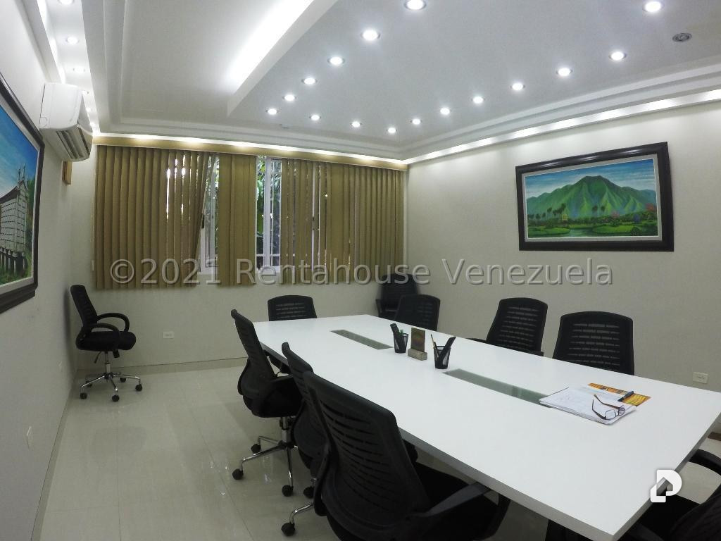 Casa en La Castellana, Caracas – 24