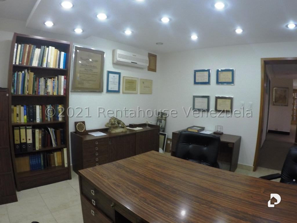 Casa en La Castellana, Caracas – 17