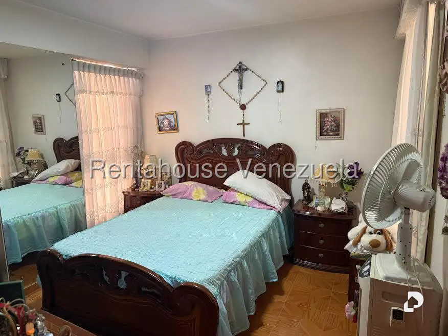 Apartamento en El Paraíso, Caracas – 12