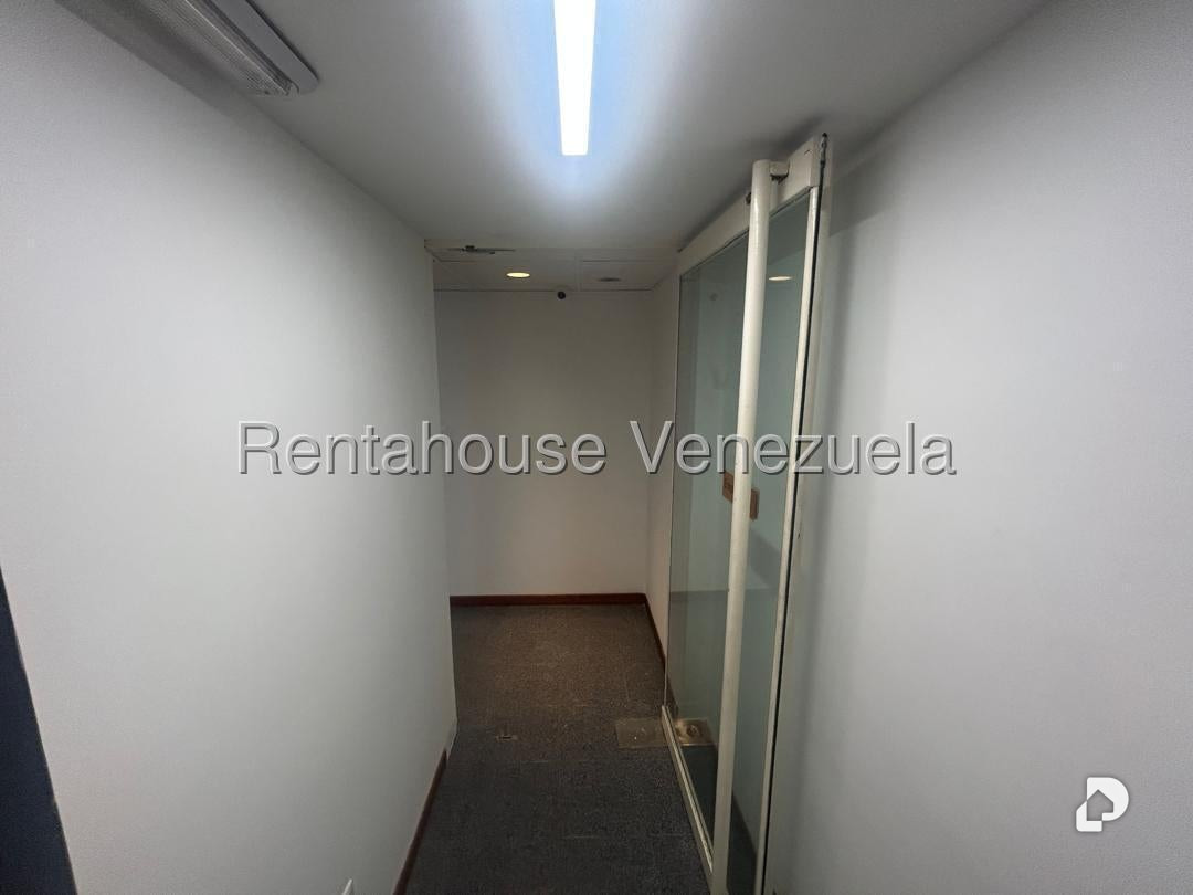 Local comercial en Las Mercedes, Caracas – 9
