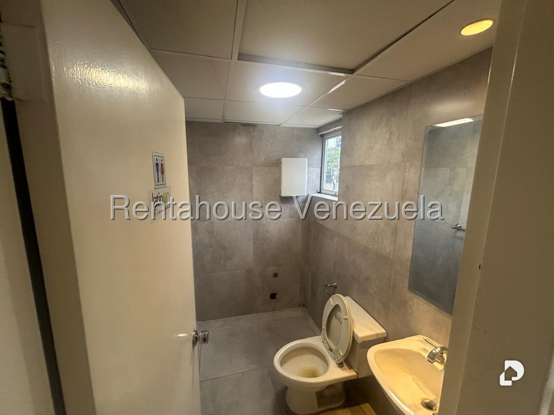 Local comercial en Las Mercedes, Caracas – 7