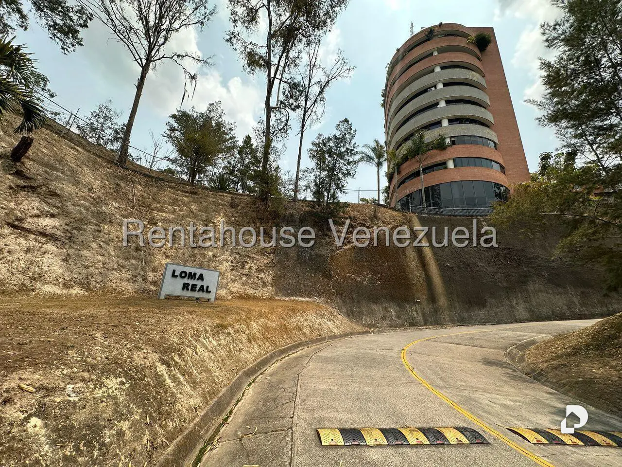 Apartamento en La Trinidad, Caracas – 2