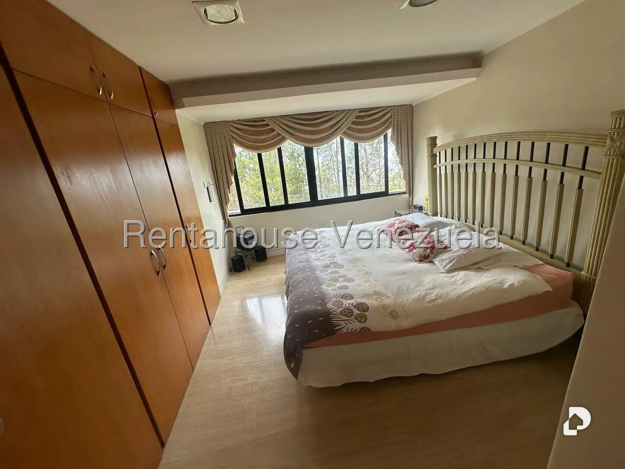 Apartamento en La Trinidad, Caracas – 26