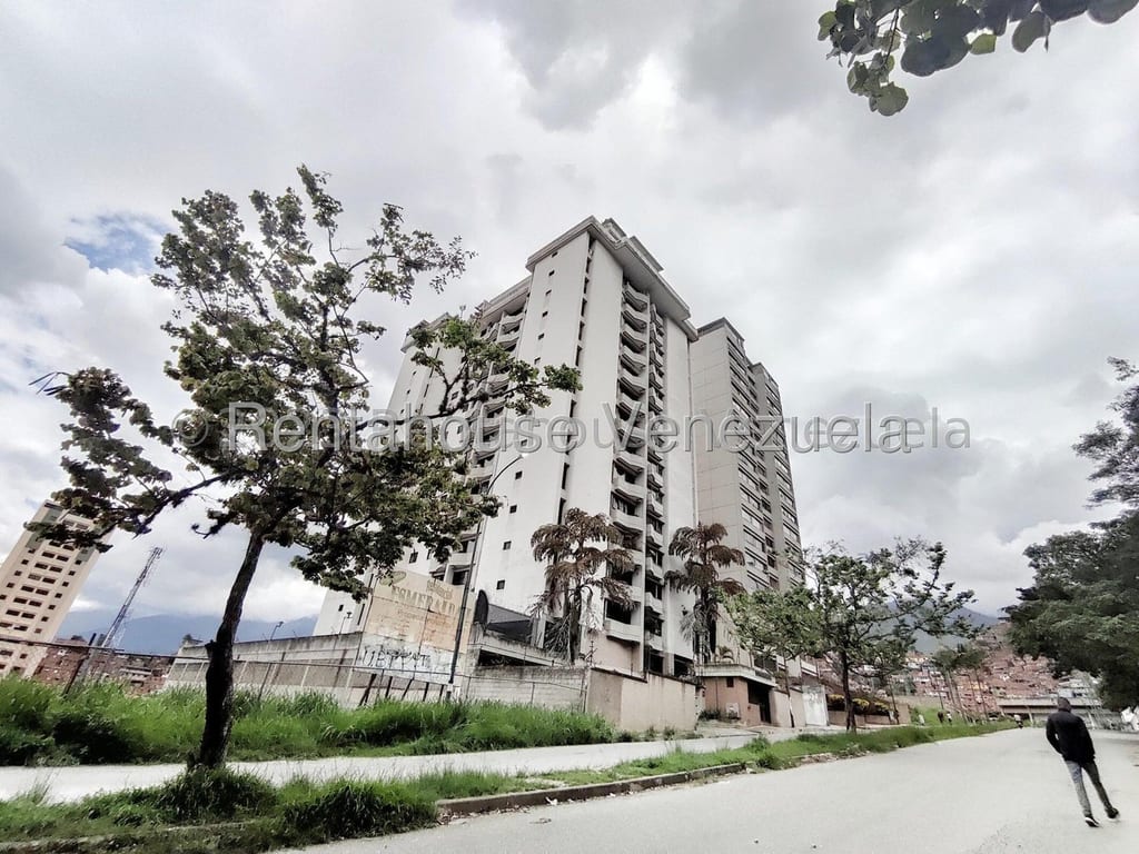 Apartamento en Lomas del Avila, Caracas - 1