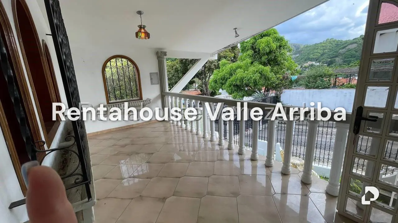 Casa en Prados del Este, Caracas – 29