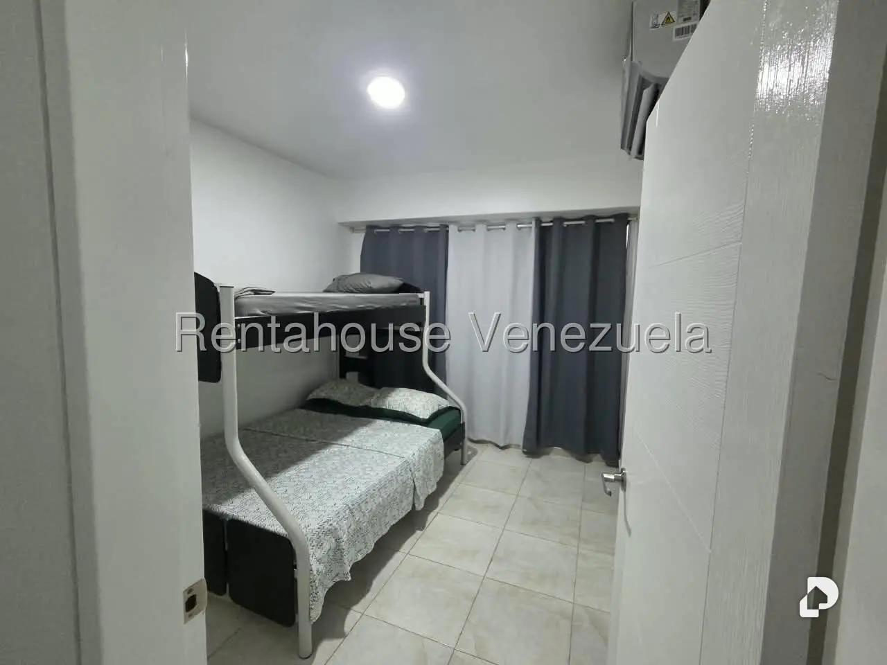 Apartamento en Puerto Encantado, Higuerote – 12