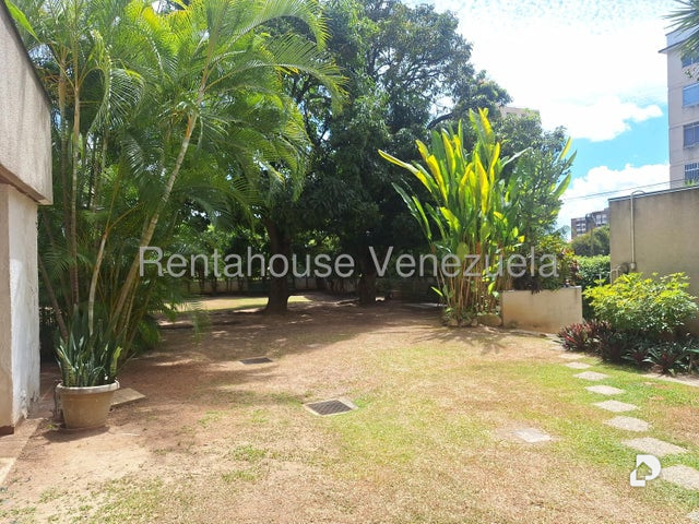 Apartamento en Los Palos Grandes, Caracas – 7